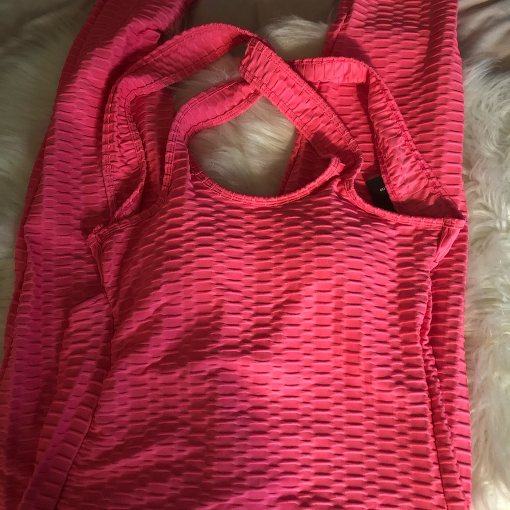 Jumpsuit Para hacer ejercicio Nuevo, color rosa.